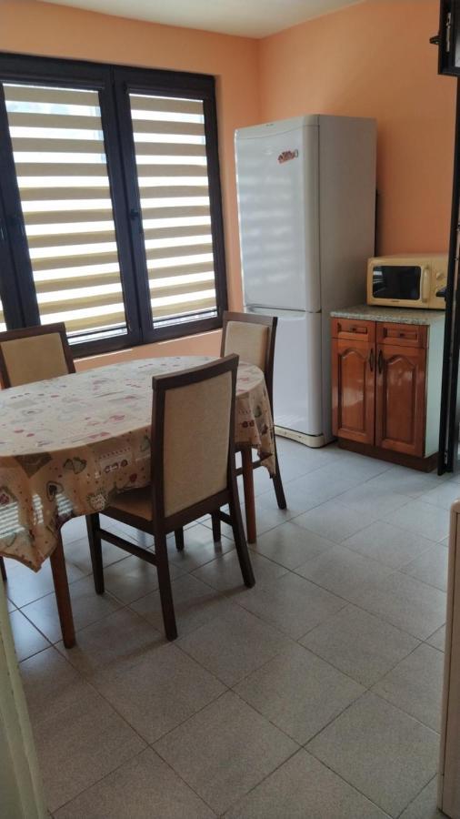 Apartment Levski Apart Burgas Extérieur photo